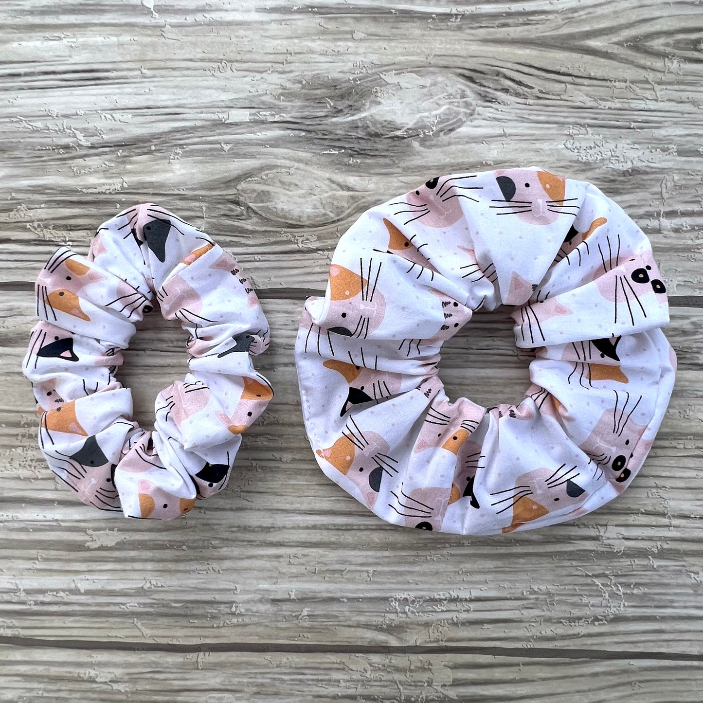 White Cat Faces Cotton Scrunchie