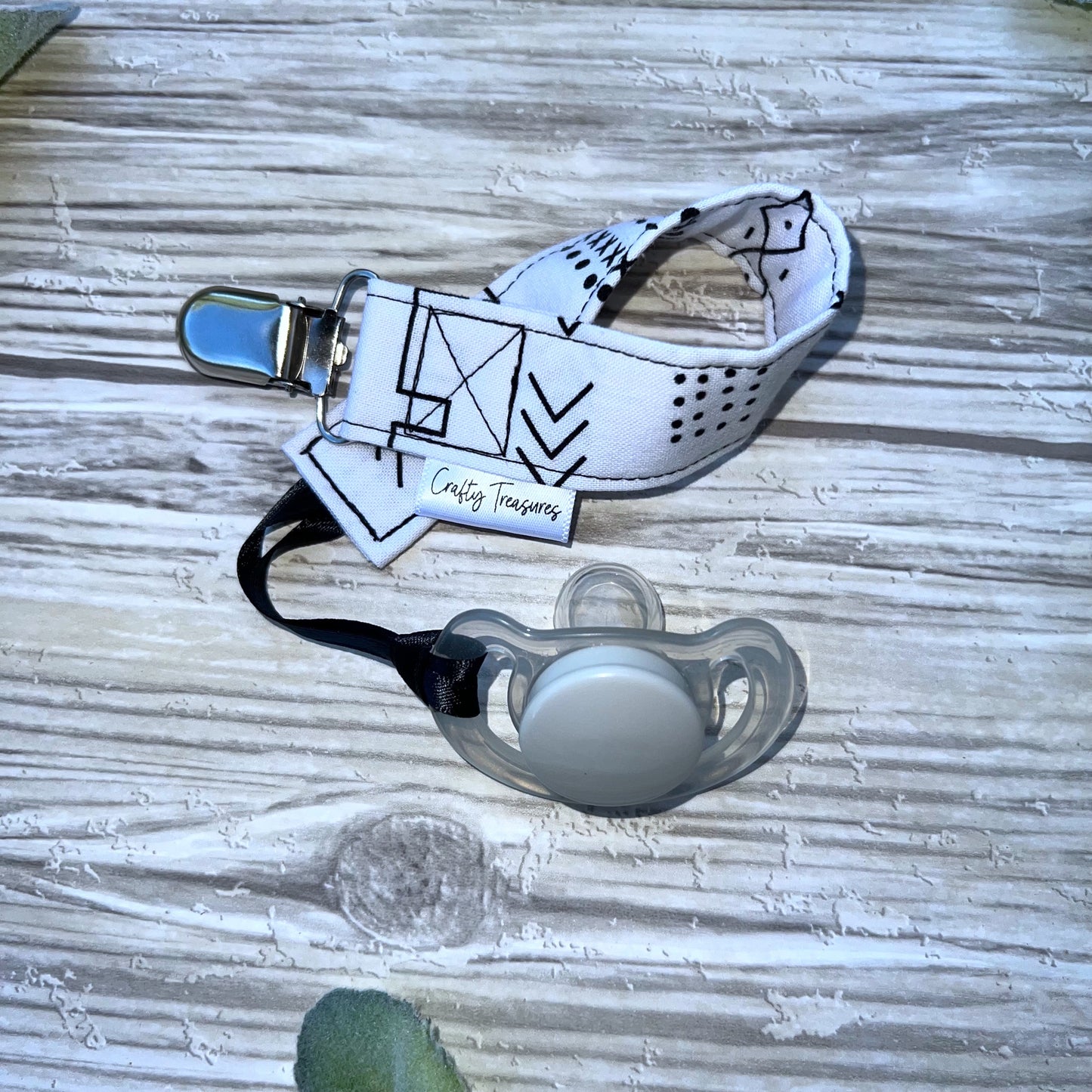 Black & White Geometric Pacifier Clip