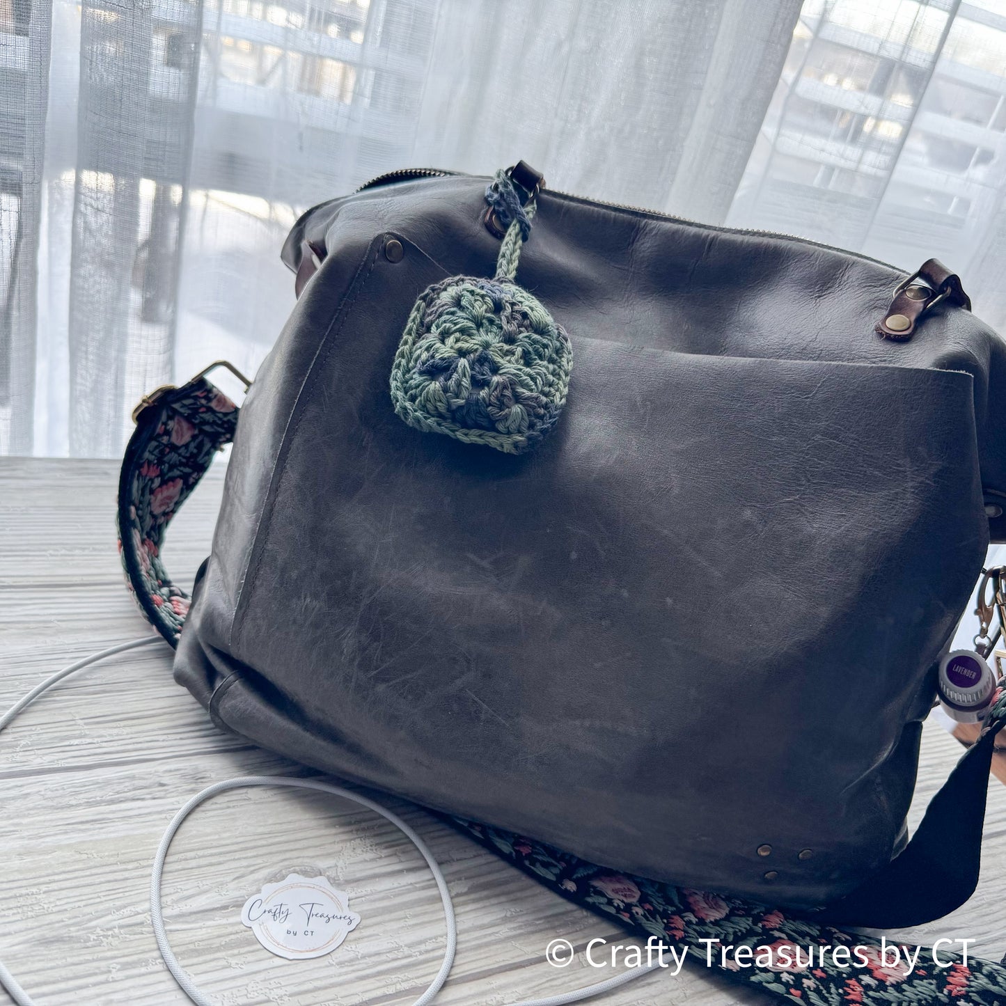 Crocheted Wireless Headphones Case - Green Camo