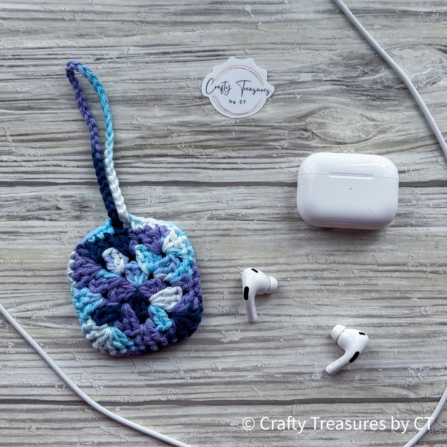 Crocheted Wireless Headphones Case - Moondance