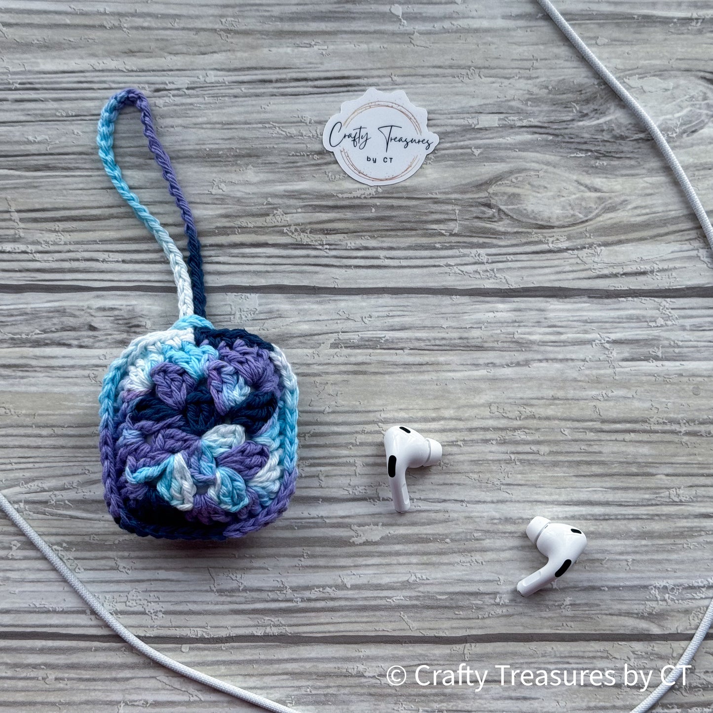 Crocheted Wireless Headphones Case - Moondance