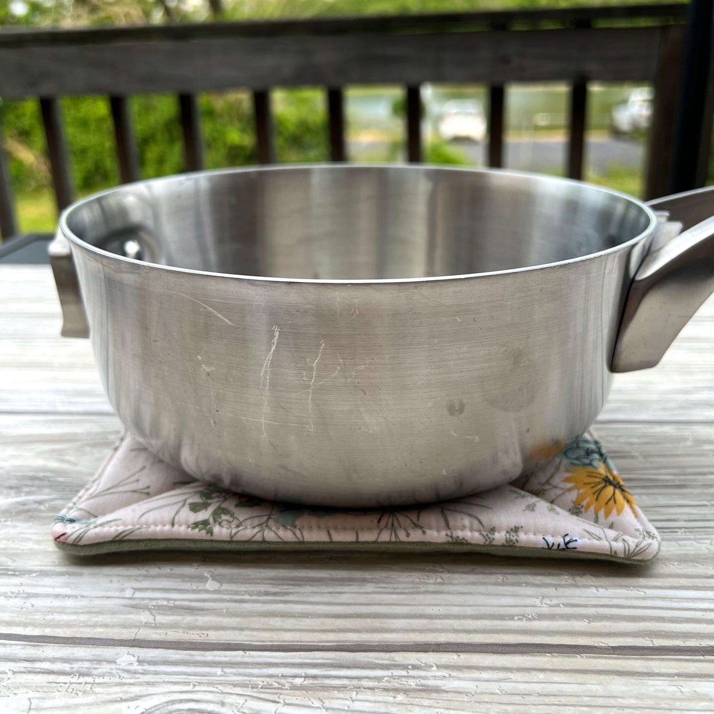 Spring Floral Pot Holder