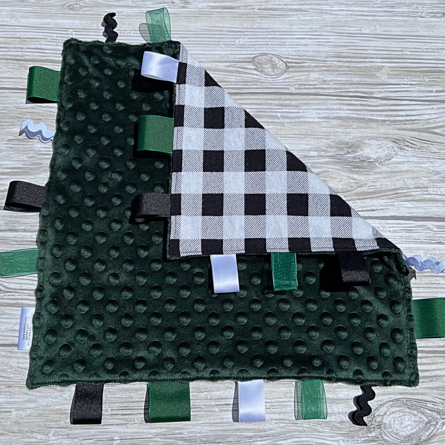 Black + White Buffalo Tag Blanket