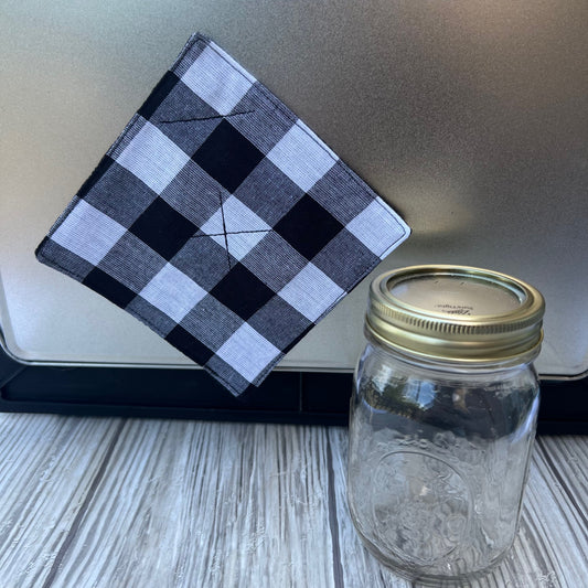 Black & White Buffalo Magnetic Jar Opener