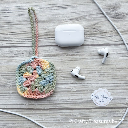 Crocheted Wireless Headphones Pouch