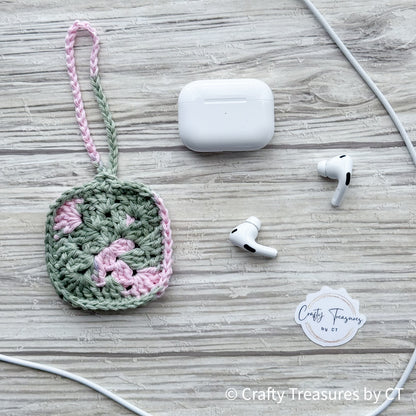 Crocheted Wireless Headphones Pouch