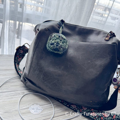 Crocheted Wireless Headphones Pouch